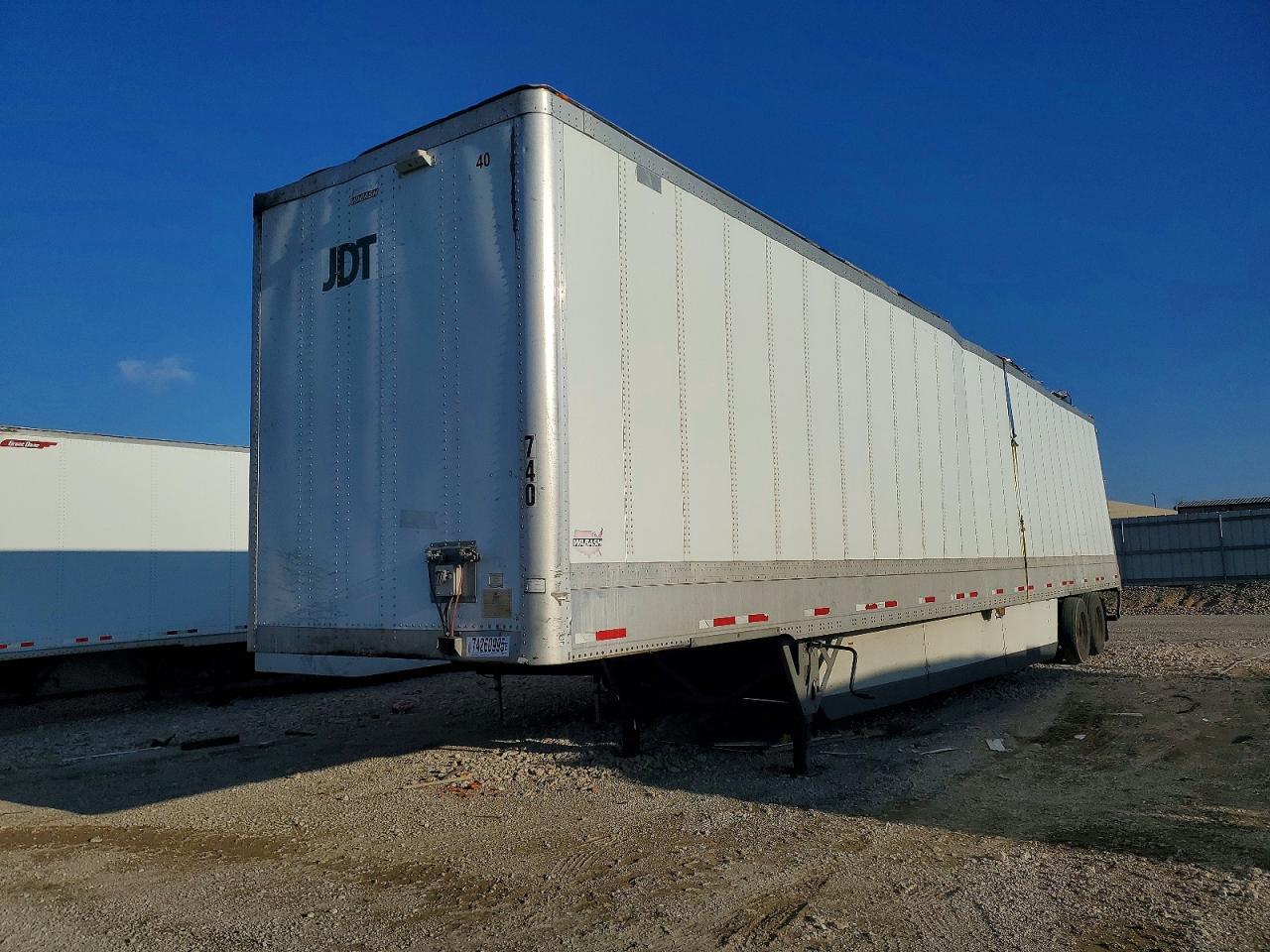 2017 WABASH All models VIN 1JJV532DXHL947315 photo 2