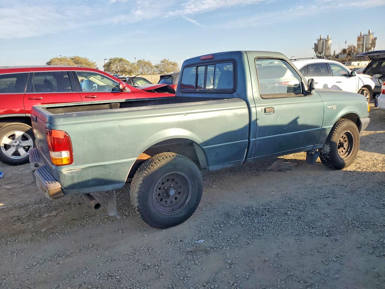1996 Ford Ranger VIN 1FTCR10A0TPB37663 photo 3