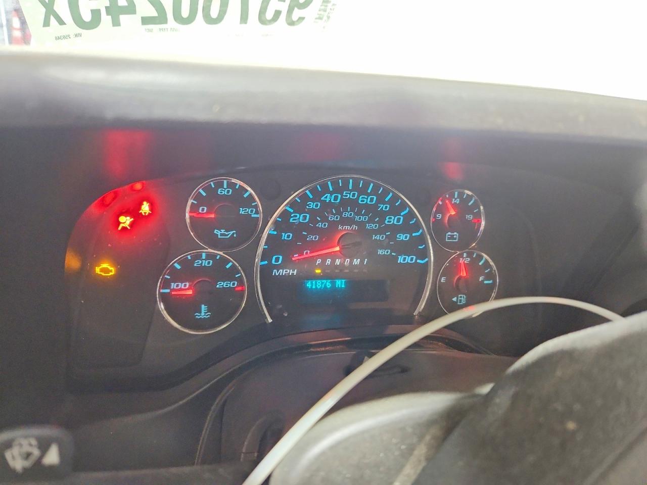 2023 Chevrolet Express VIN 1GCWGAFP0P1259348 photo 9