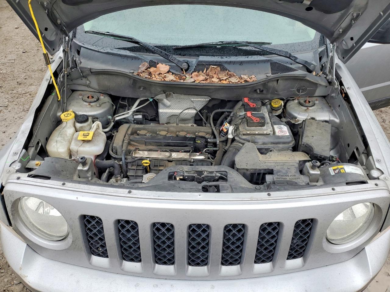 2015 Jeep Patriot VIN 1C4NJRFB6FD270125 photo 12