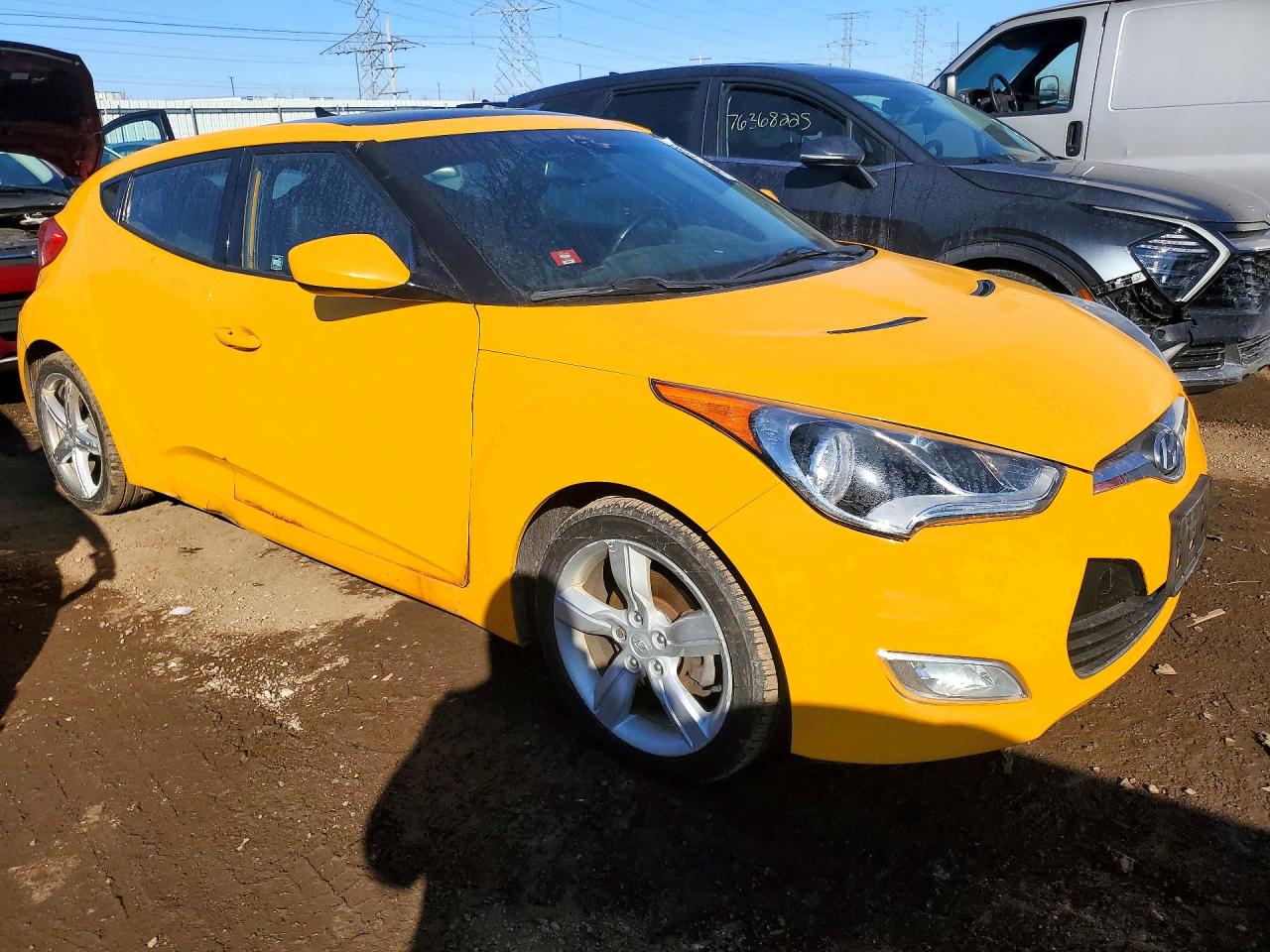2014 Hyundai Veloster VIN KMHTC6AD0EU190466 photo 4