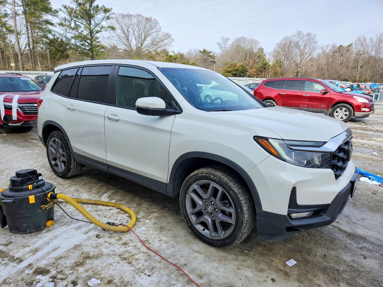 2022 Honda Passport VIN 5FNYF8H57NB020626 photo 4