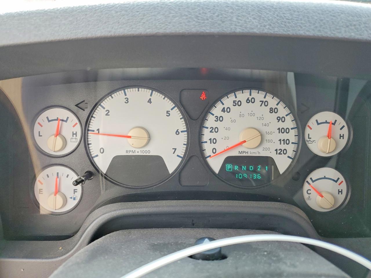2007 Dodge Ram 1500 VIN 1D7HU18217S140498 photo 9