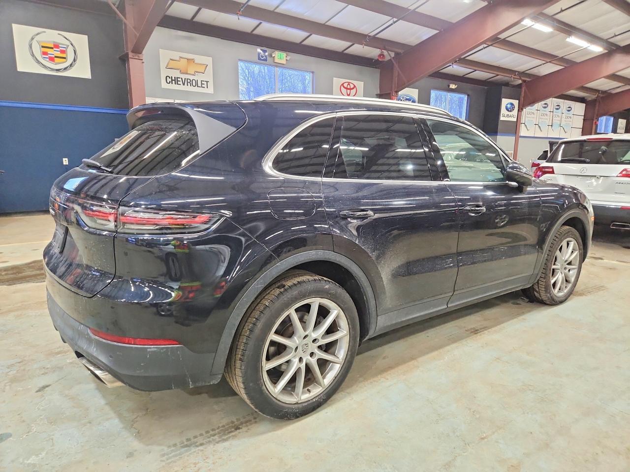 2019 Porsche Cayenne VIN WP1AA2AY6KDA10026 photo 3