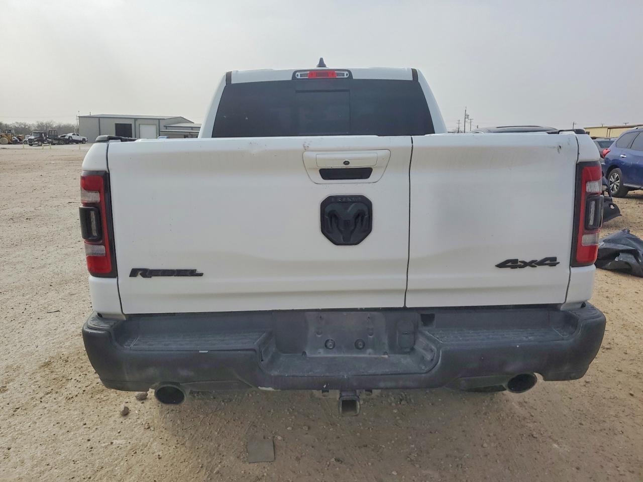 2020 Ram 1500 VIN 1C6SRFLT0LN170753 photo 6