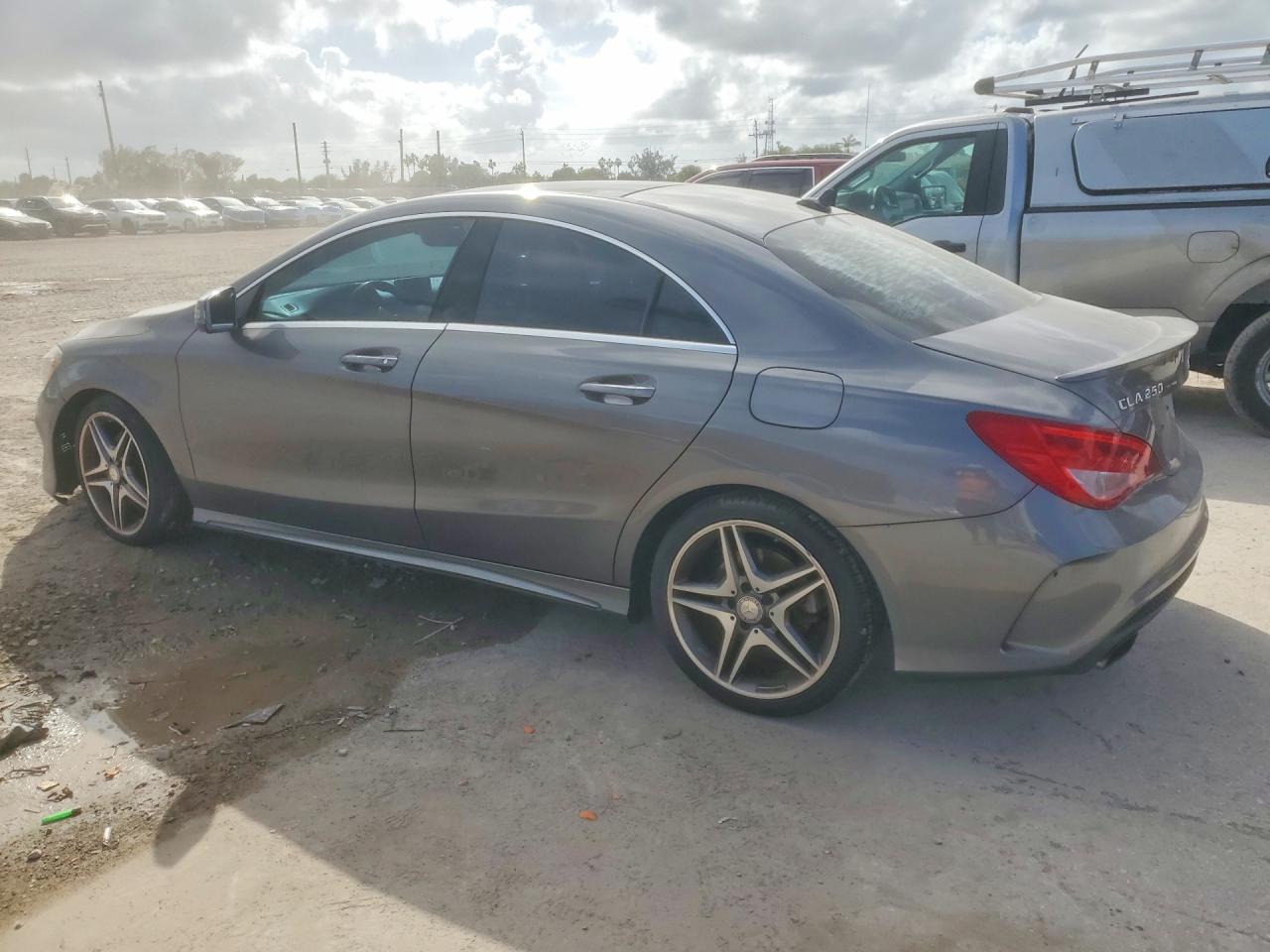 2015 Mercedes-Benz Cla-class VIN WDDSJ4EB0FN275053 photo 2