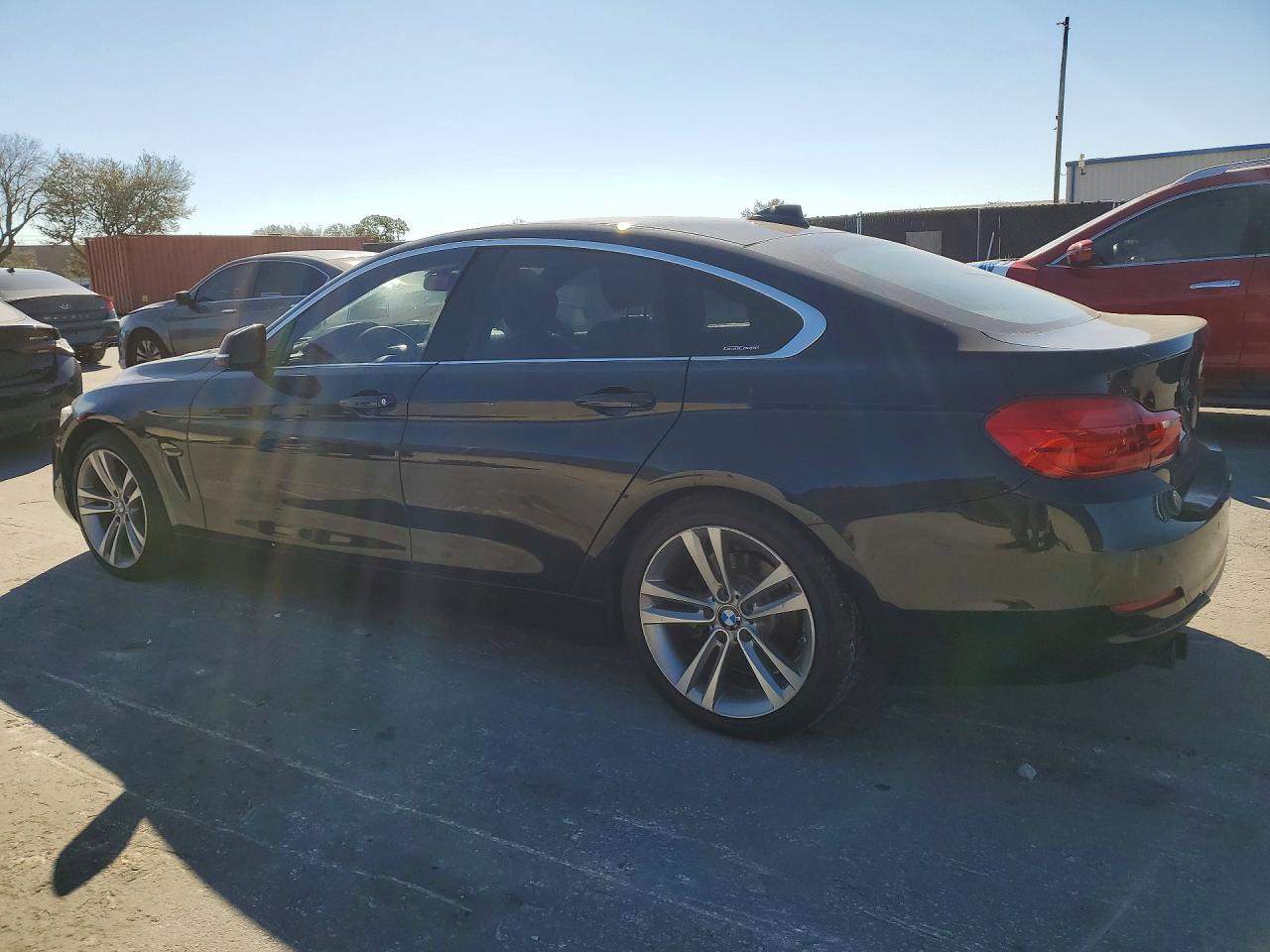 2016 BMW 4 series VIN WBA4A9C59GGL88421 photo 2