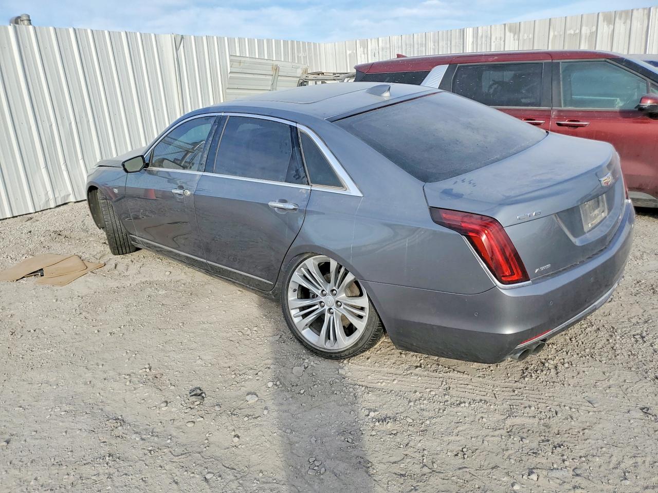 2018 Cadillac Ct6 VIN 1G6KP5R62JU121294 photo 2