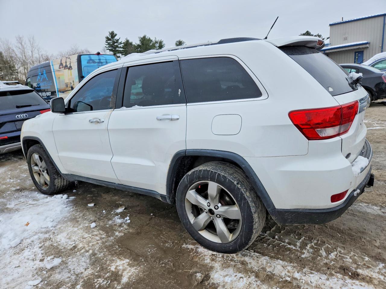 2013 Jeep Grand cher VIN 1C4RJFCT7DC615534 photo 2