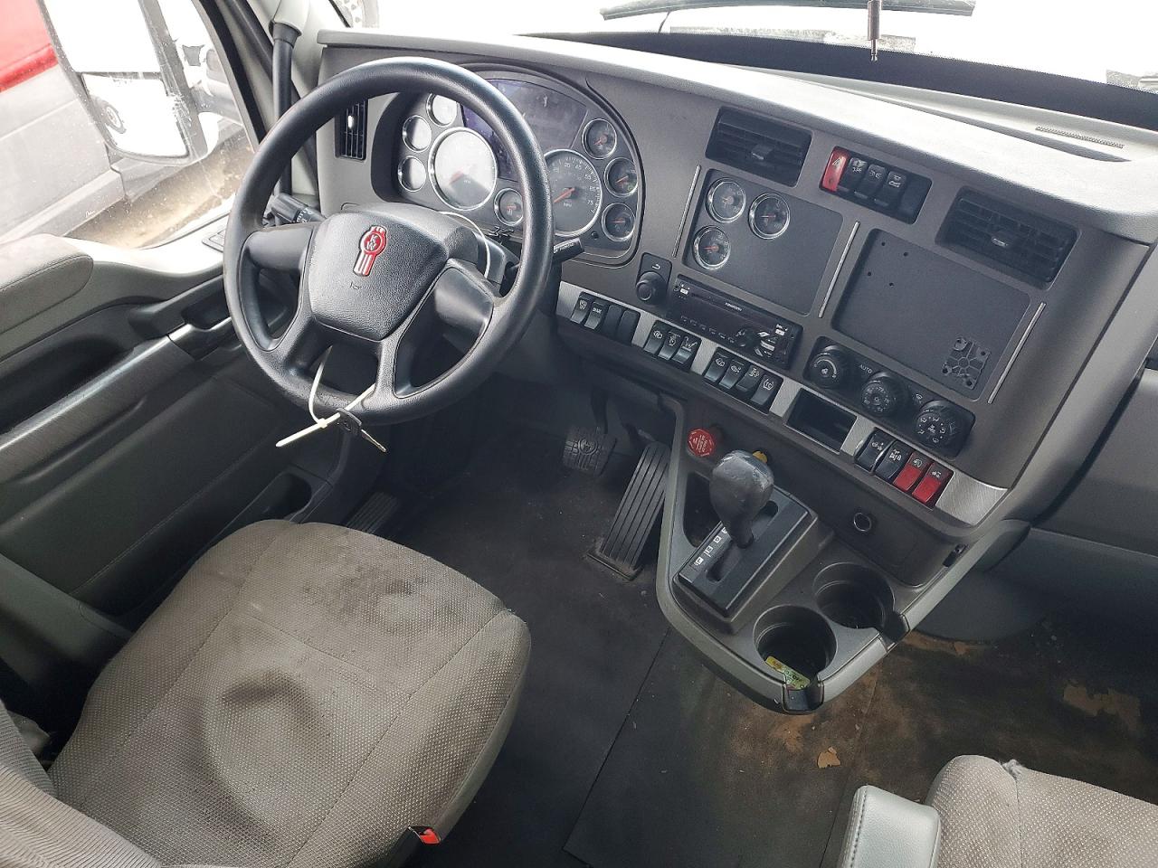 2016 KENWORTH All other VIN 1XKYDP9X7GJ498352 photo 5