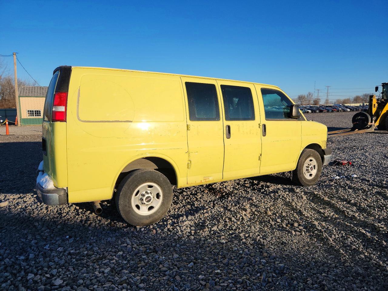 2016 GMC Savana VIN 1GTW7AFF3G1904467 photo 3
