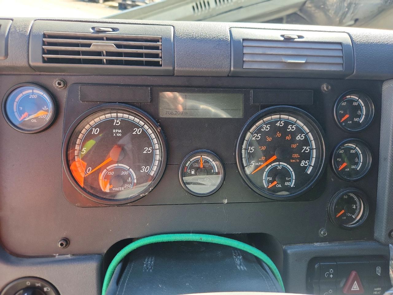 2020 FREIGLINER All other VIN 3AKJGLDR9LDLR2216 photo 8