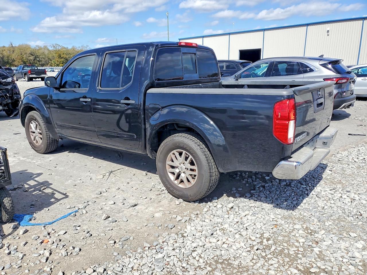 2017 Nissan Frontier VIN 1N6AD0ER6HN713920 photo 2