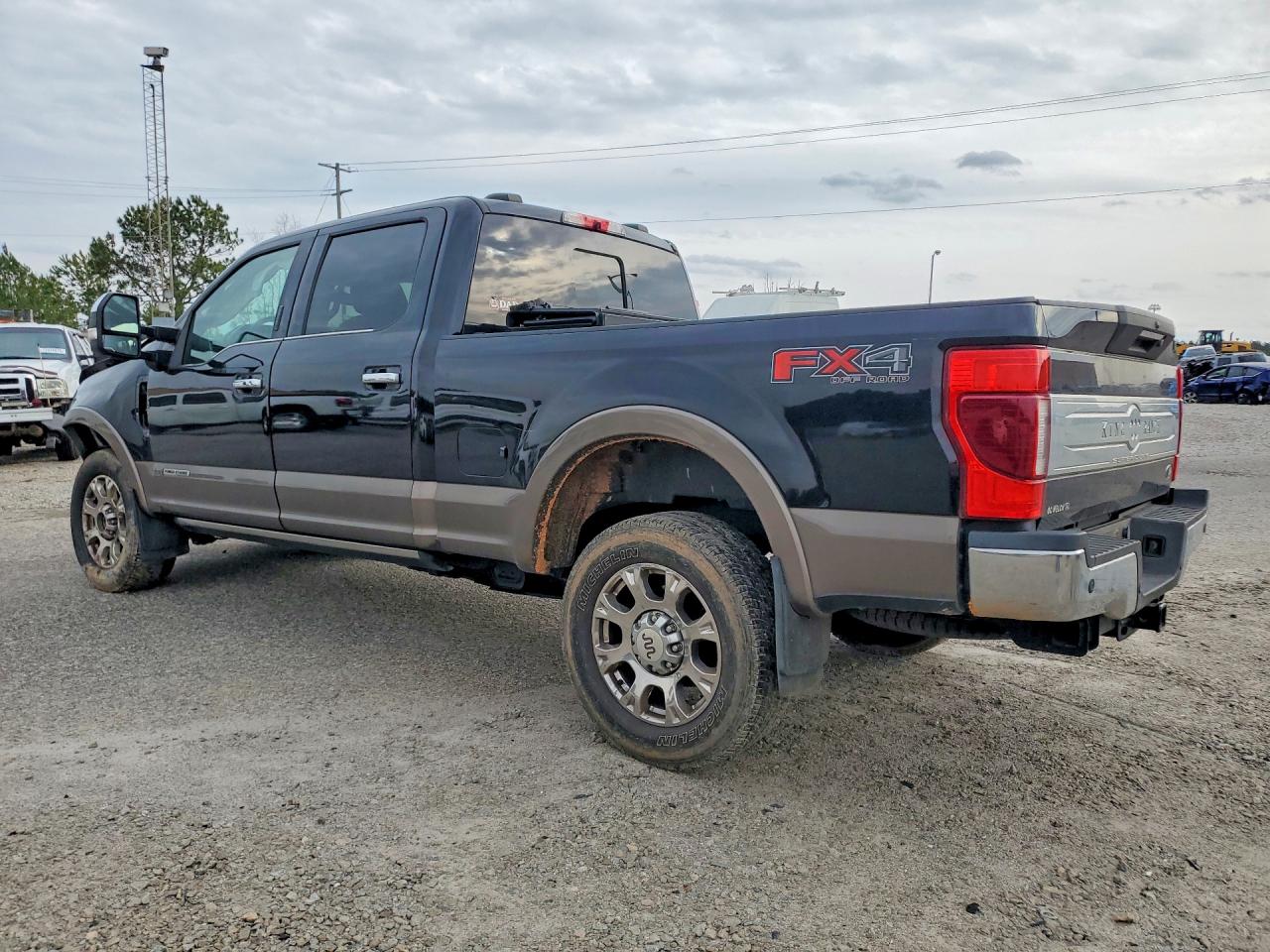 2021 Ford F250 VIN 1FT7W2BT5MEC29119 photo 2
