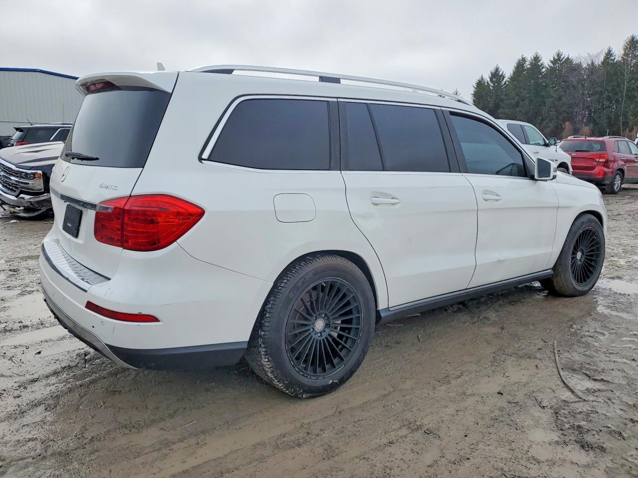 2016 Mercedes-Benz Gl-class VIN 4JGDF6EE0GA644122 photo 3