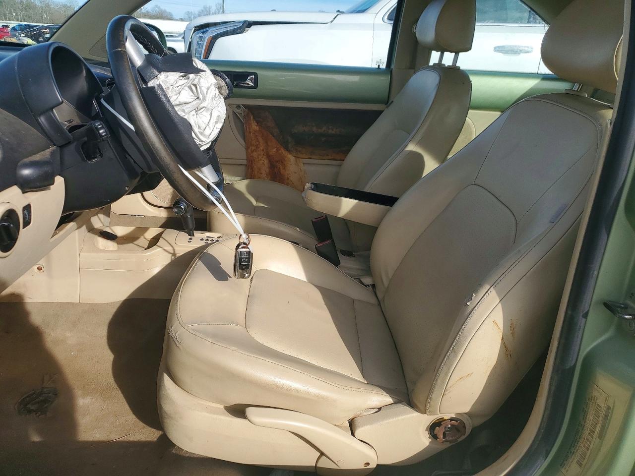 2008 Volkswagen Beetle VIN 3VWRG31C78M514768 photo 7