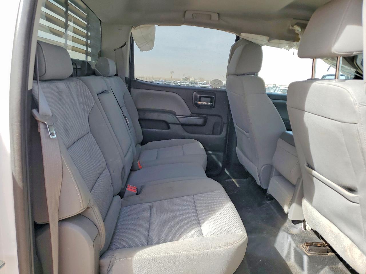2016 Chevrolet All models VIN 1GC1KUEG2GF287697 photo 10
