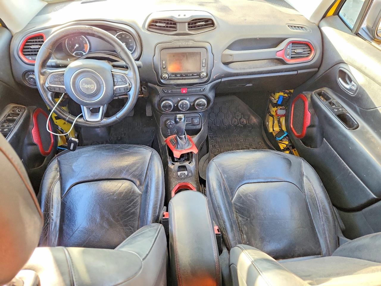 2015 Jeep Renegade VIN ZACCJBCT4FPC16125 photo 8