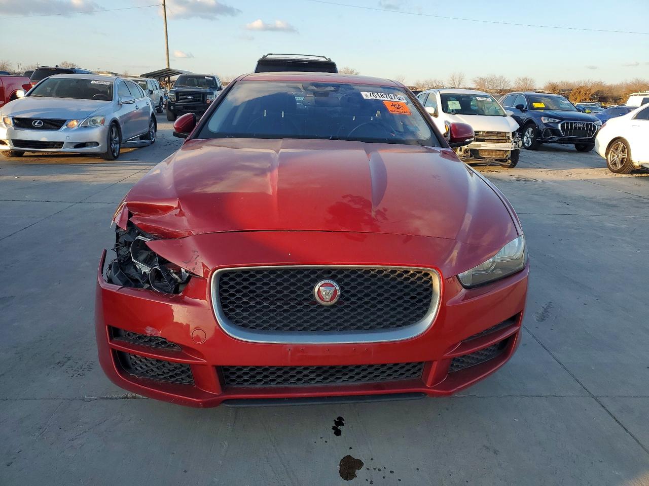 2018 Jaguar Xe VIN SAJAJ4FX2JCP37814 photo 5