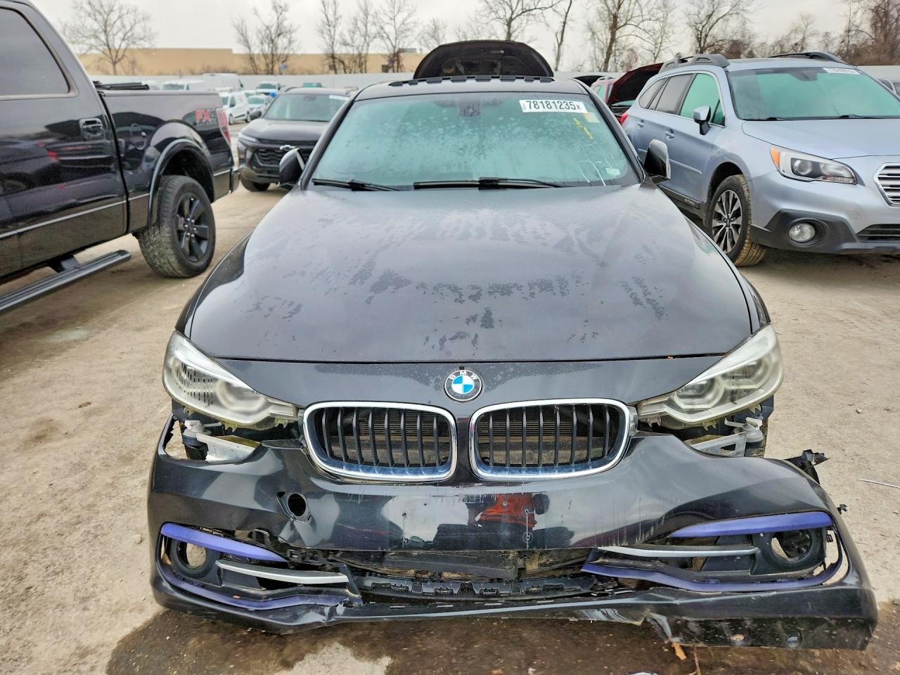 2018 BMW 3 series VIN WBA8D9C56JEM32144 photo 5