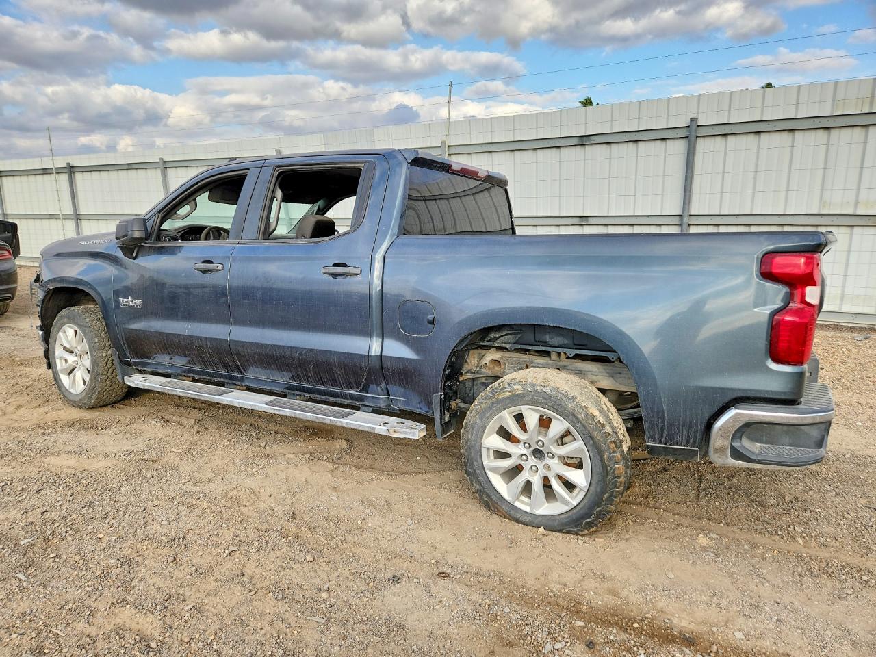 2020 Chevrolet All models VIN 3GCPWCED7LG213358 photo 2
