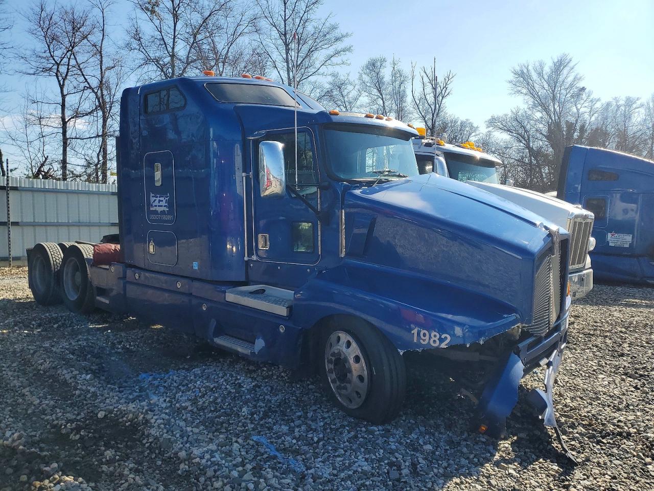 1995 KENWORTH All models VIN 1XKADB9XXSS680733 photo 1