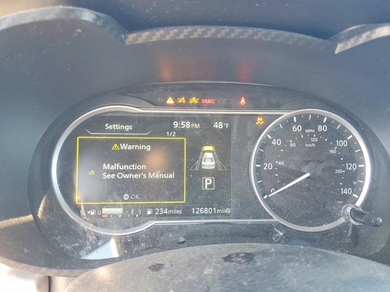 2020 Nissan Versa VIN 3N1CN8EV6LL880715 photo 9