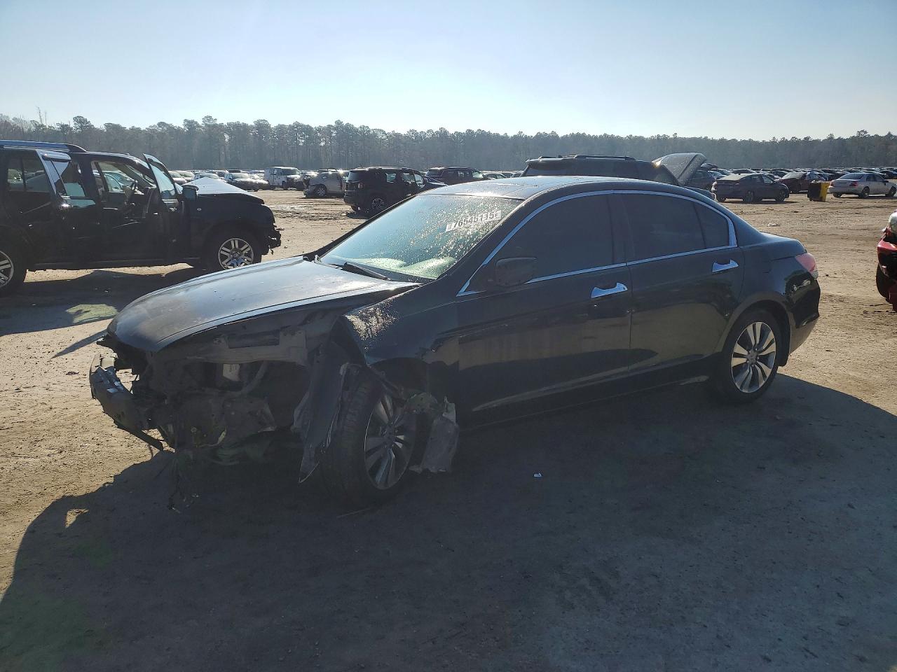 2012 Honda Accord VIN 1HGCP3F70CA026645 photo 1