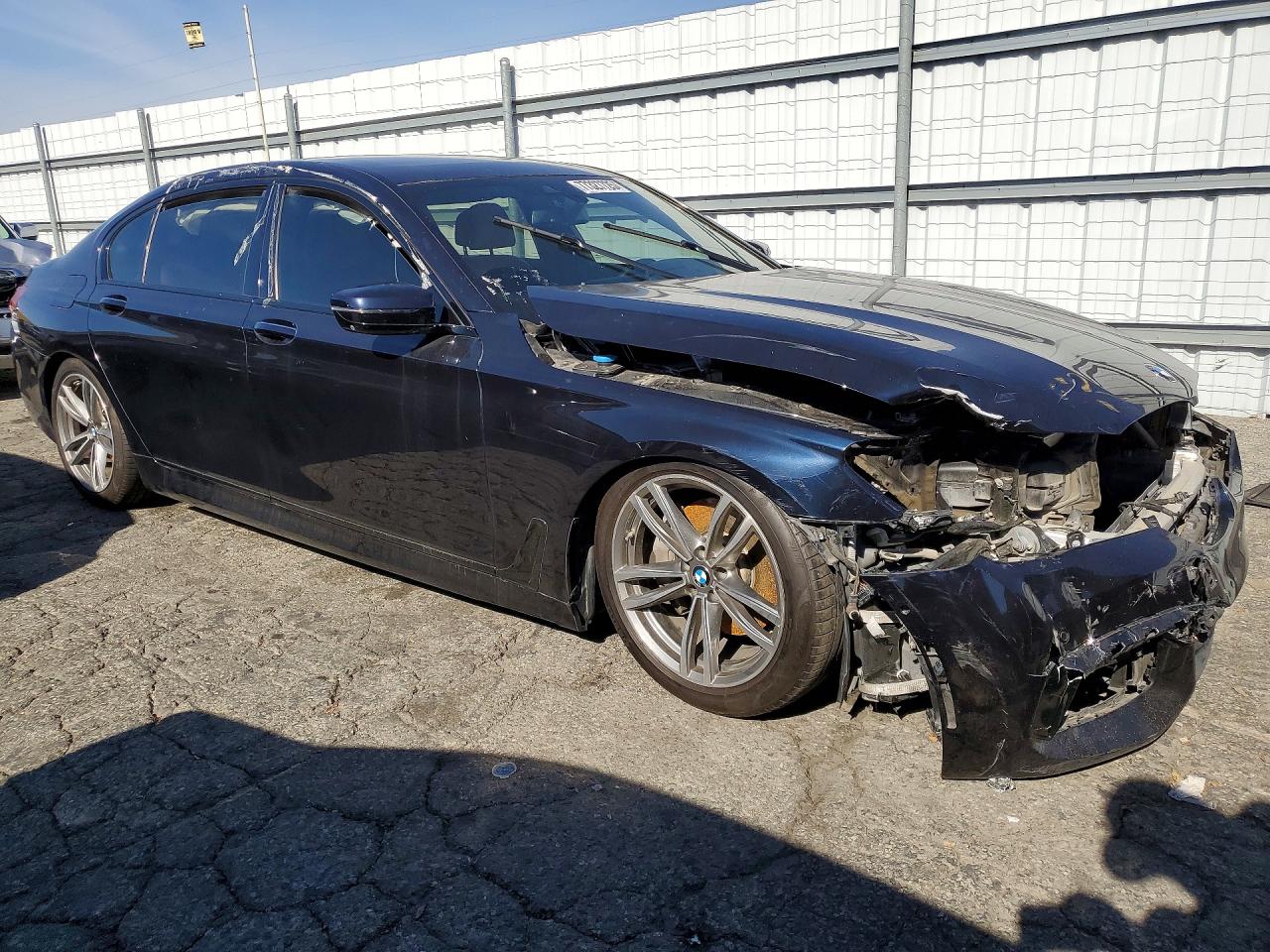 2017 BMW 7 series VIN WBA7E2C52HG739597 photo 4