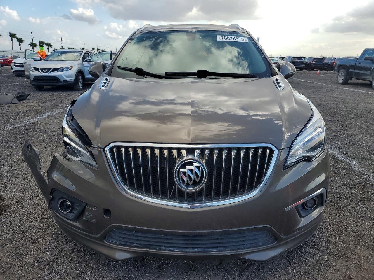 2018 Buick Envision VIN LRBFX1SA8JD007918 photo 5