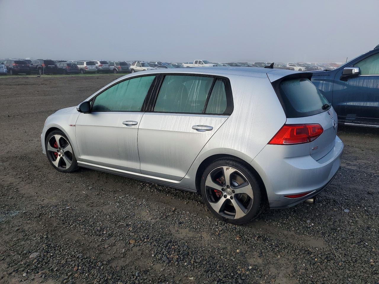 2017 Volkswagen Gti VIN 3VW447AU4HM001254 photo 2