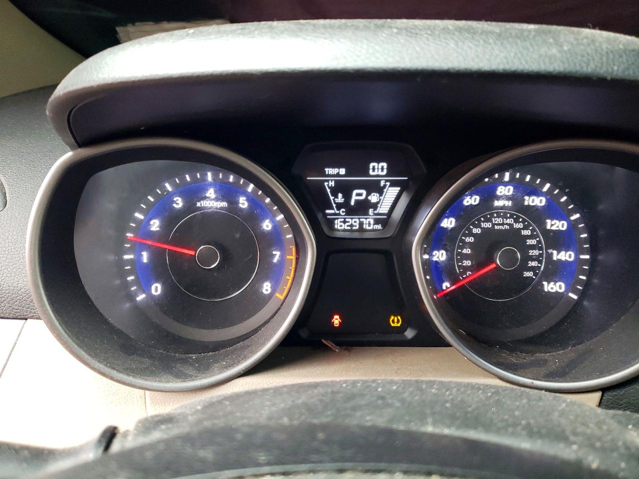 2016 Hyundai Elantra VIN 5NPDH4AE8GH723765 photo 9