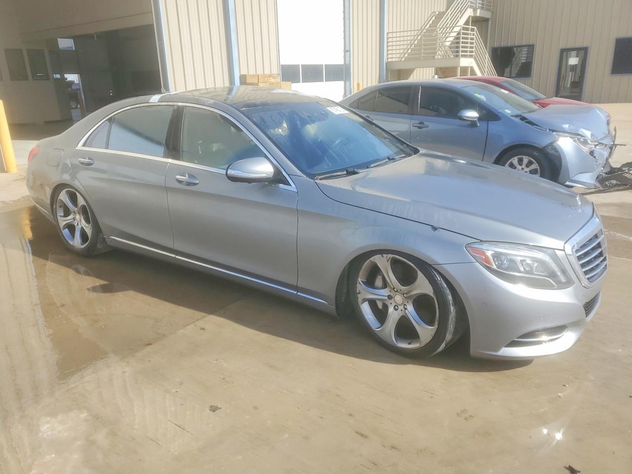 2015 Mercedes-Benz S class VIN WDDUG8CB2FA146112 photo 4