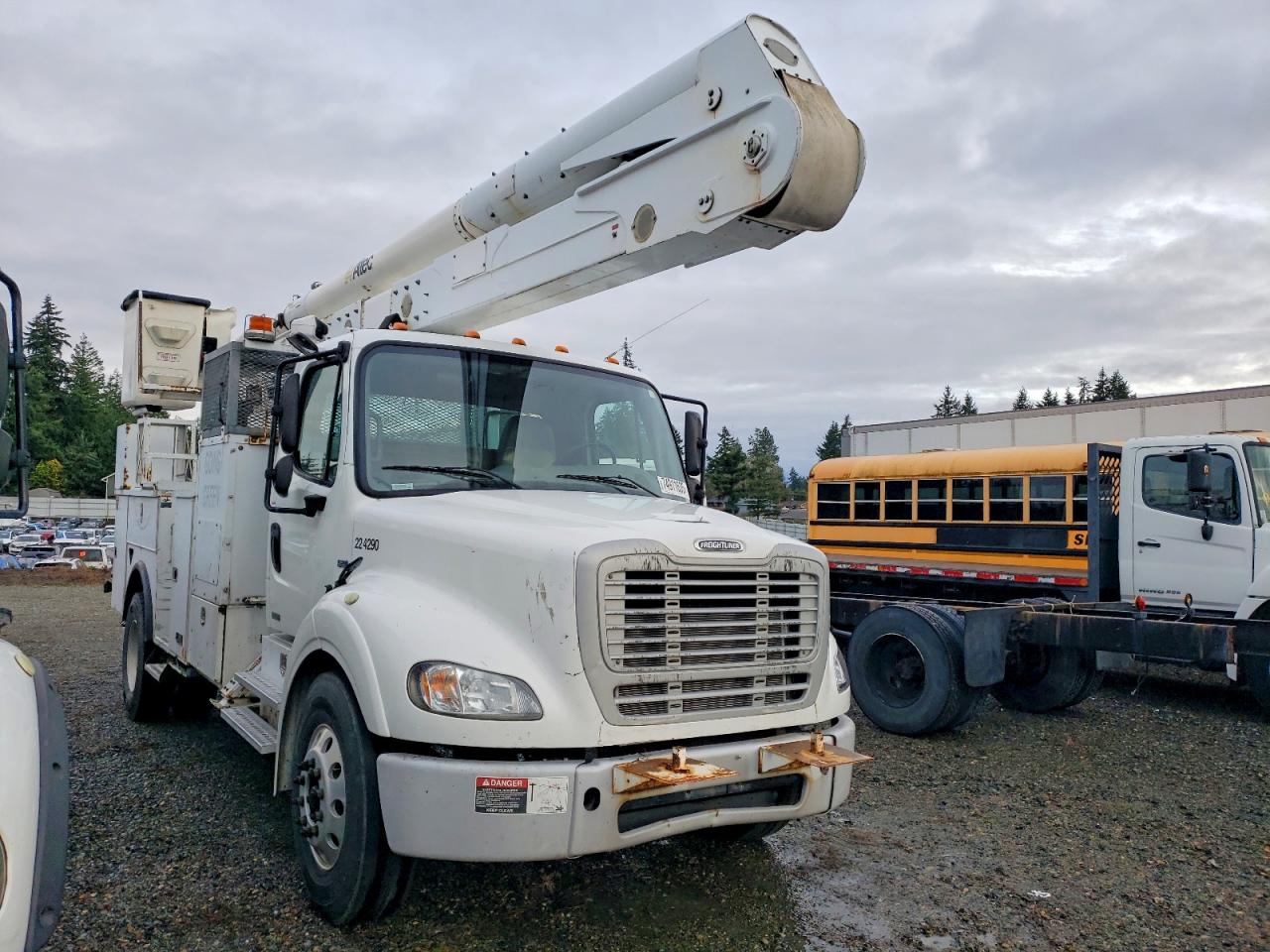 2014 FREIGHTLINER All models VIN 1FVAC4DX9EHFU6757 photo 1