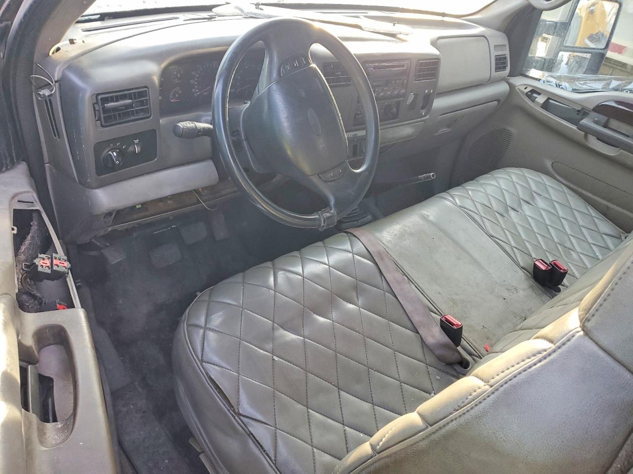 1999 Ford F450 VIN 1FDXF46F1XEE96130 photo 8