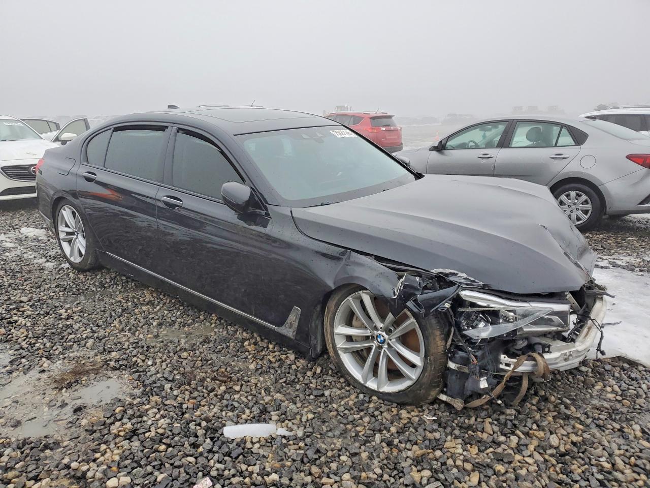 2018 BMW 7 series VIN WBA7F2C54JG424075 photo 4