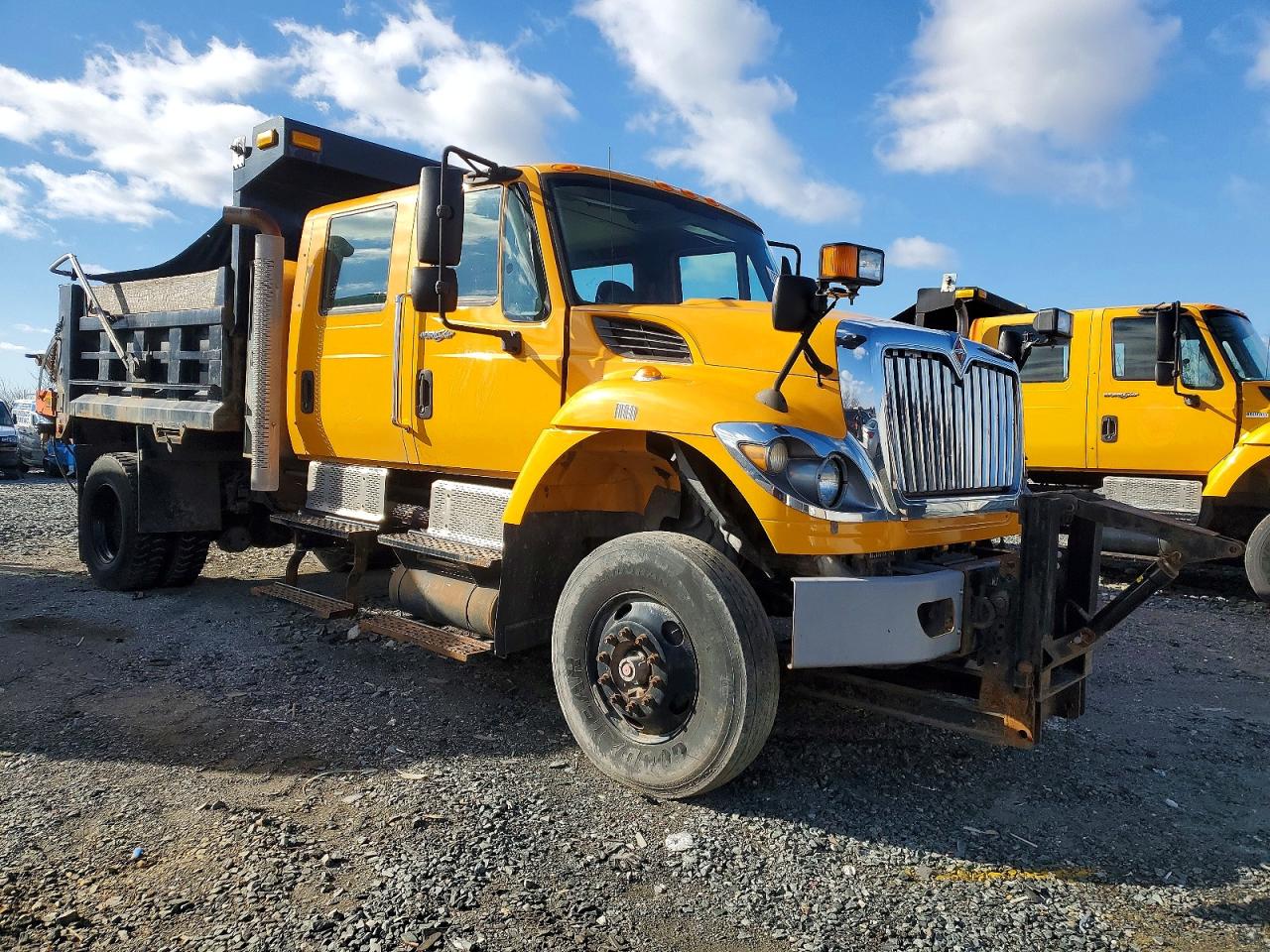 2014 International All models VIN 1HTWLAZR6EH790148 photo 1