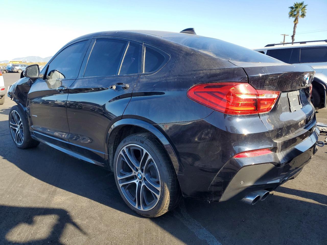 2018 BMW X4 VIN 5UXXW3C51J0T83064 photo 2