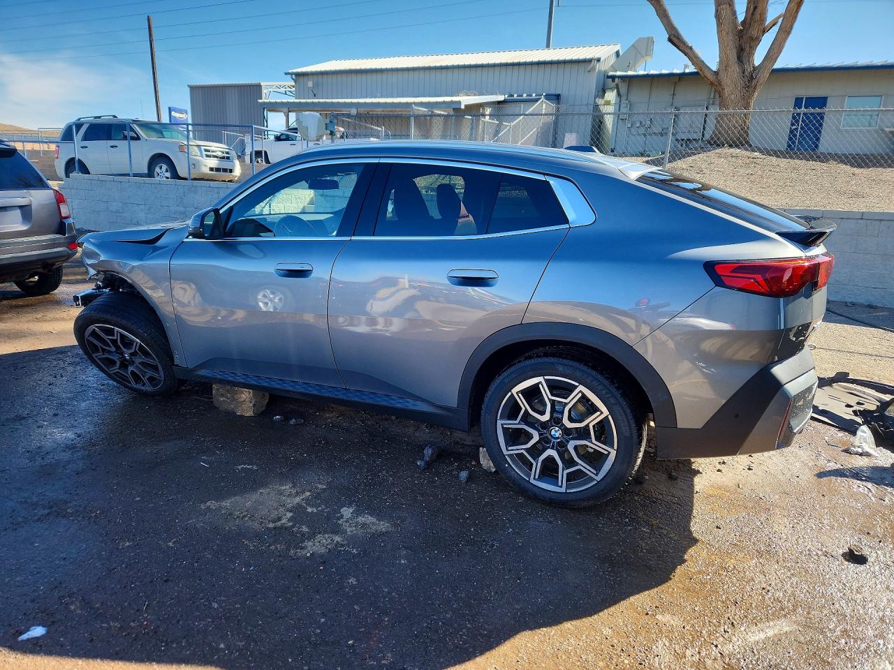 2025 BMW X2 VIN WBX63GM02S5116703 photo 2