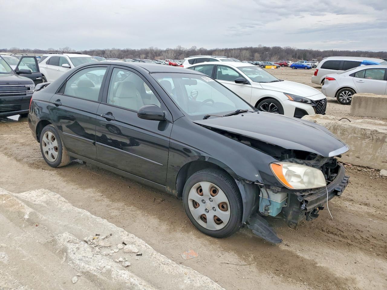 2005 Kia Spectra VIN KNAFE121755101261 photo 4