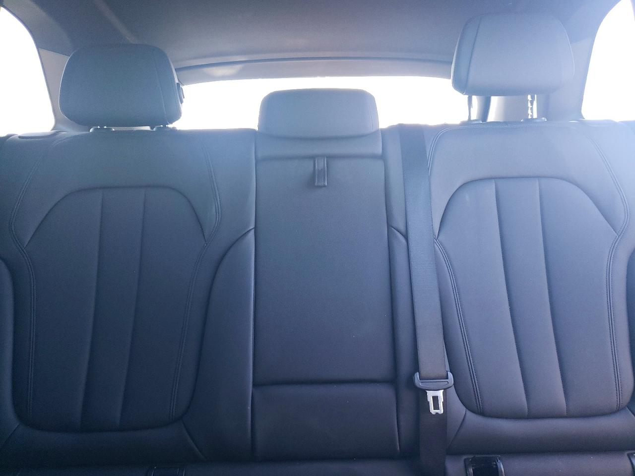 2019 BMW X5 VIN 5UXCR6C54KLL64242 photo 10