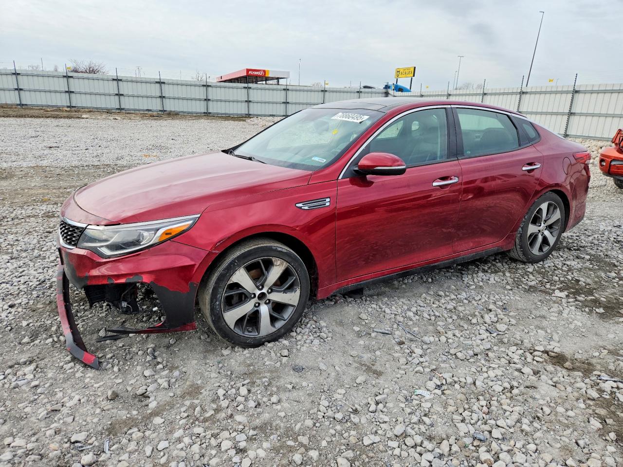 2019 KIA Optima s VIN 5XXGT4L31KG371110 photo 1