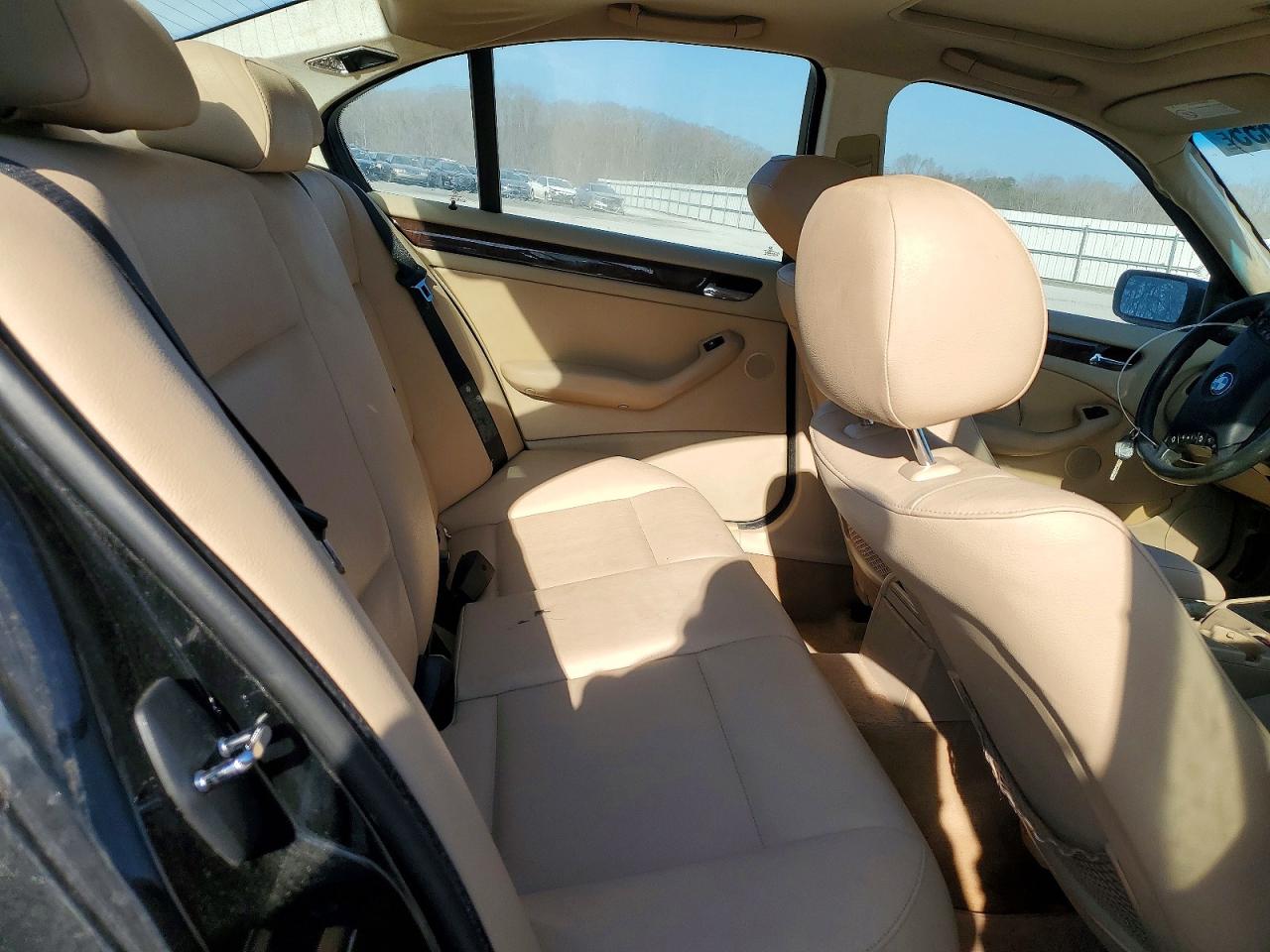 2003 BMW 3 series VIN WBAET37483NJ32600 photo 10