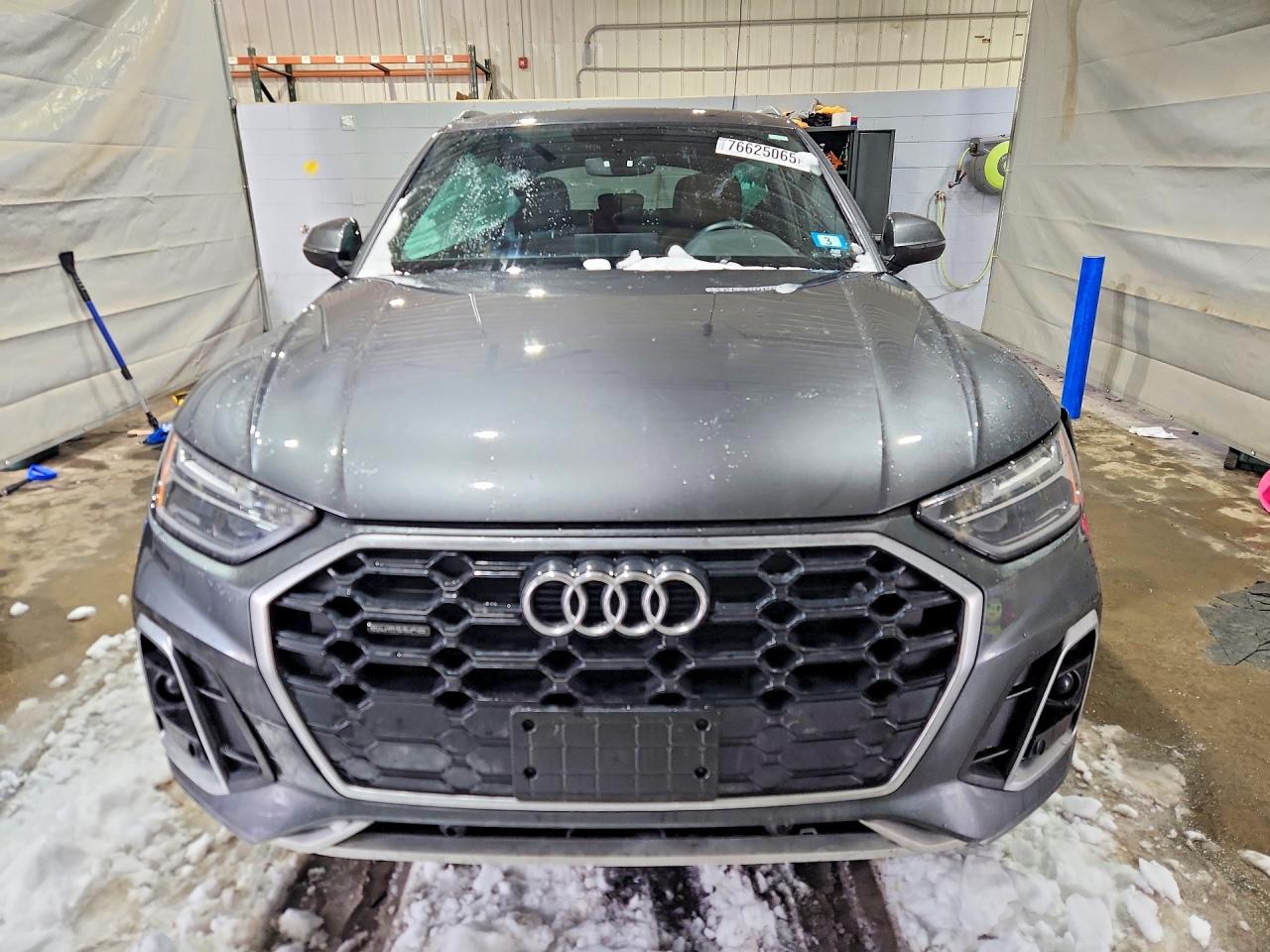 2024 Audi Q5 VIN WA1GAAFYXR2110676 photo 5