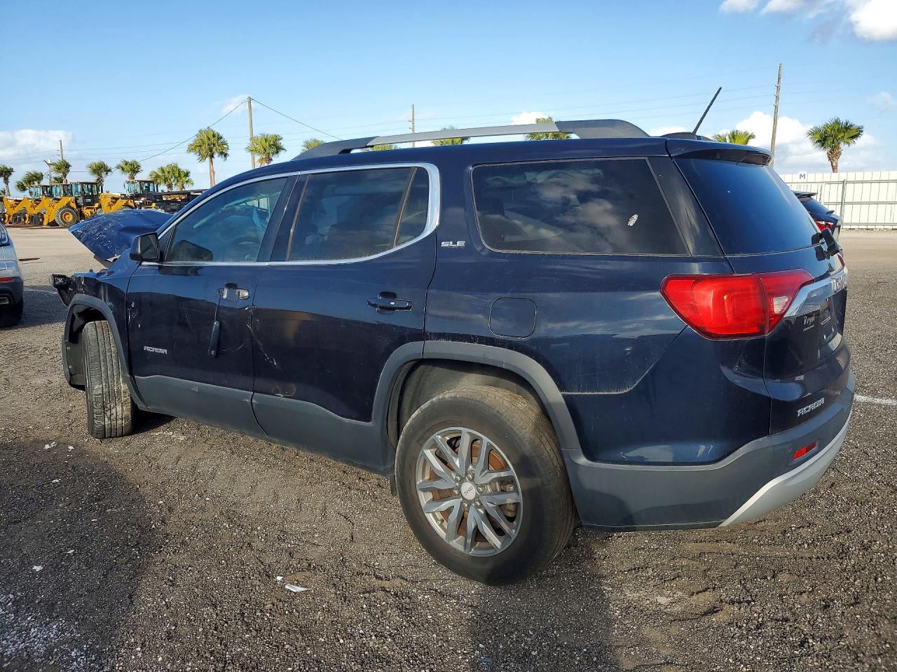 2017 GMC Acadia VIN 1GKKNLLA9HZ266368 photo 2