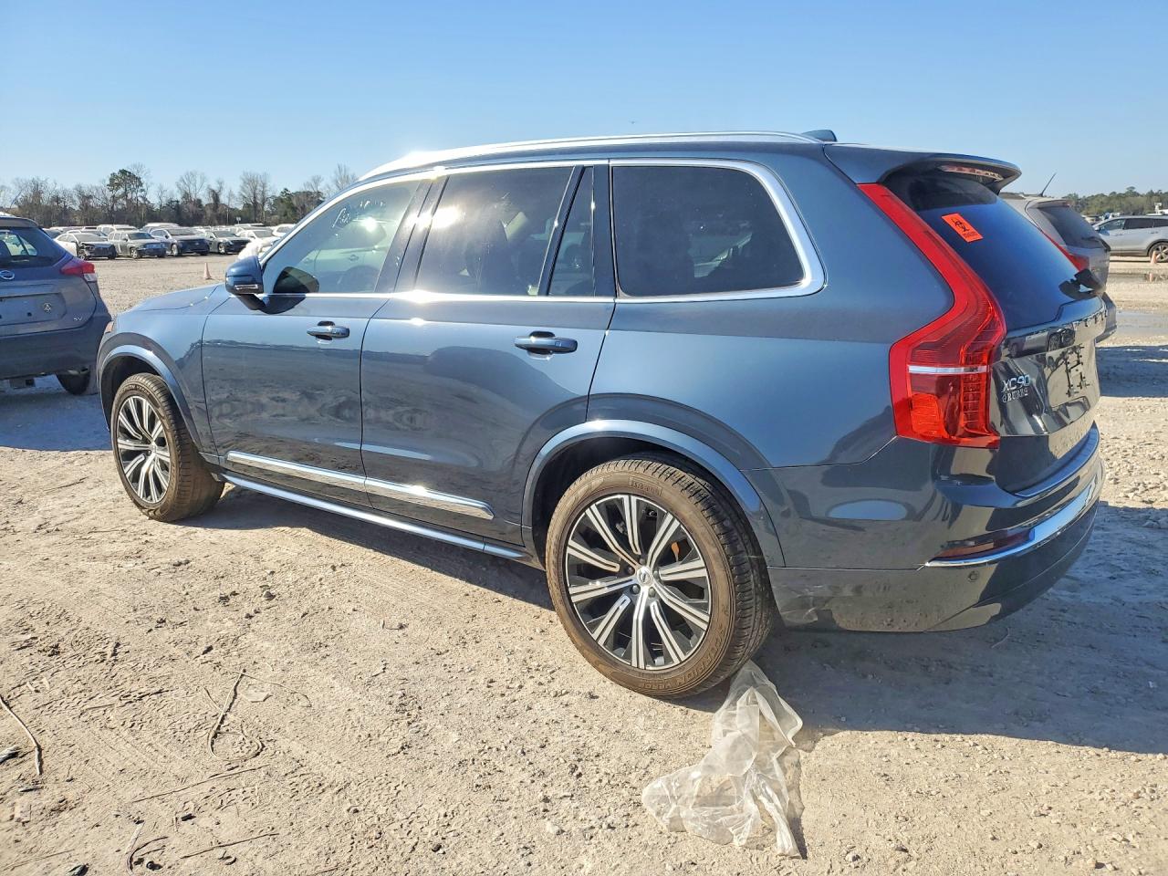 2025 Volvo Xc90 VIN YV4M12PJ9S1318167 photo 2