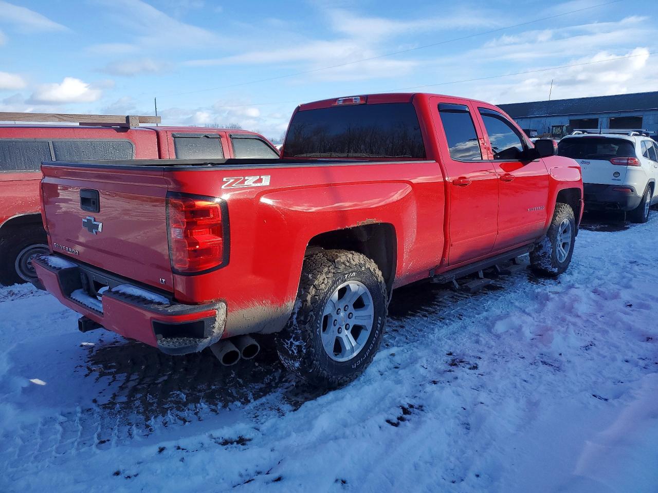 2017 Chevrolet All models VIN 1GCVKREC9HZ184496 photo 3