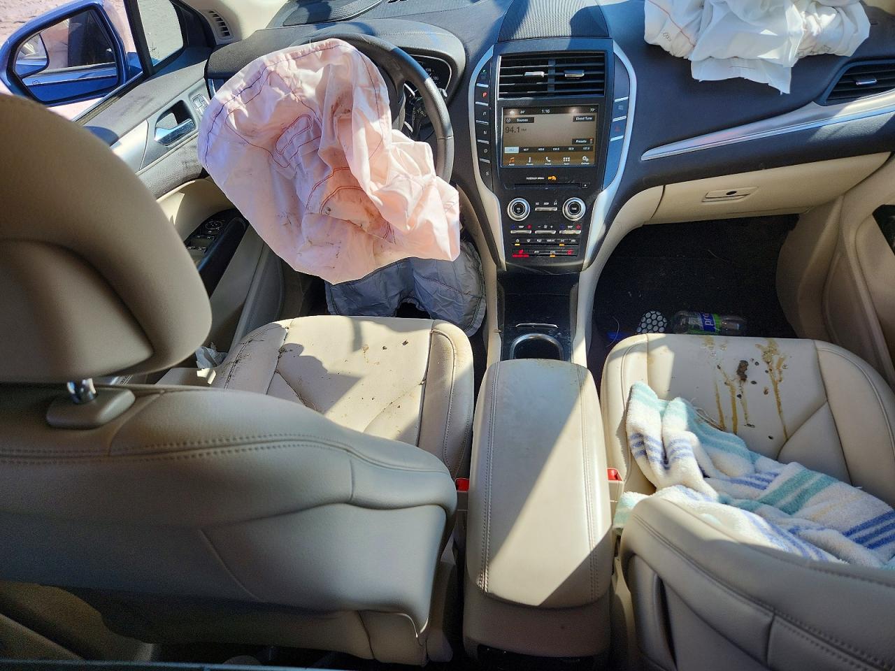 2018 Lincoln Mkc VIN 5LMCJ1D90JUL23265 photo 8