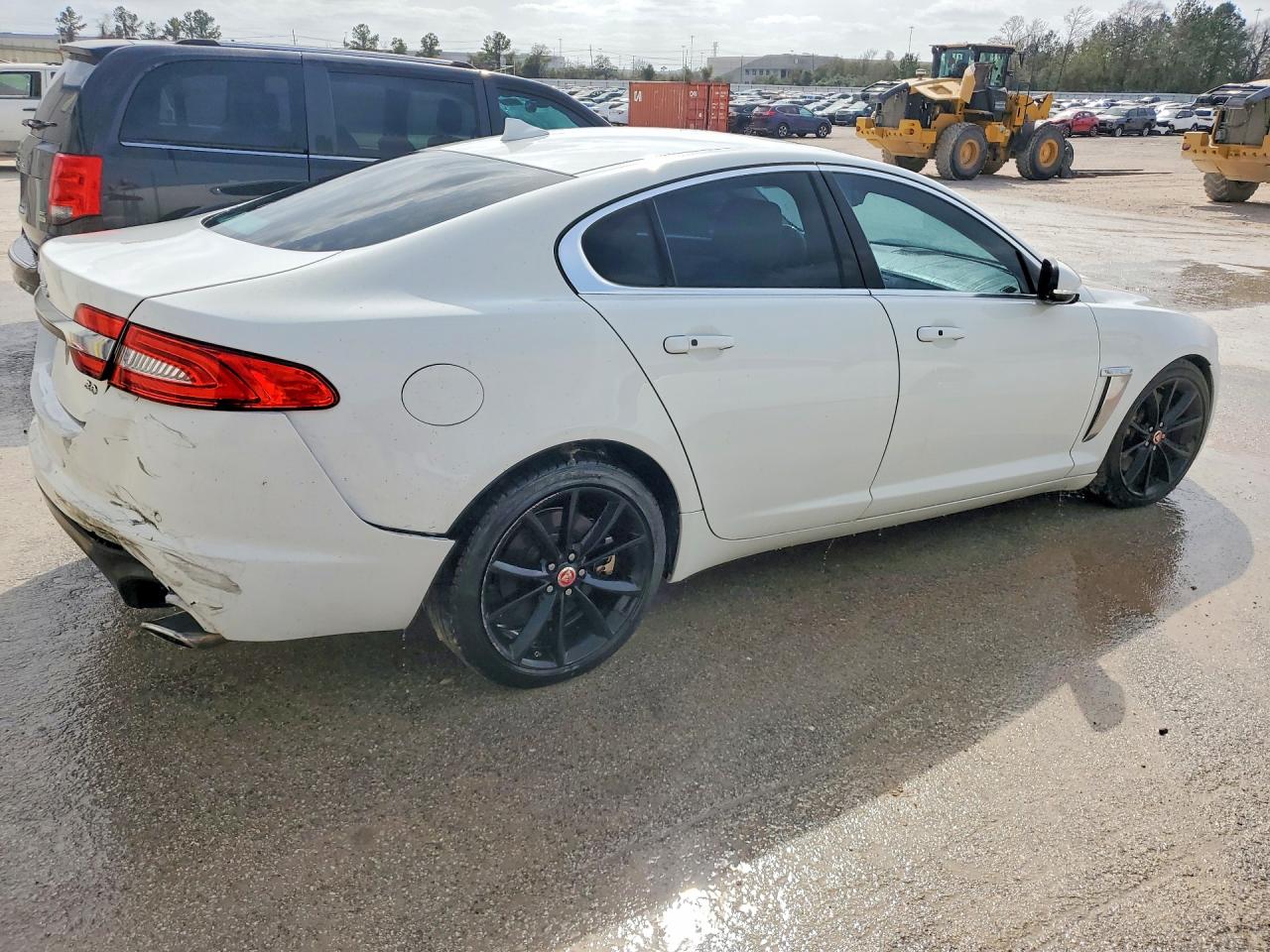 2015 Jaguar Xf VIN SAJWA0F7XF8U55137 photo 3