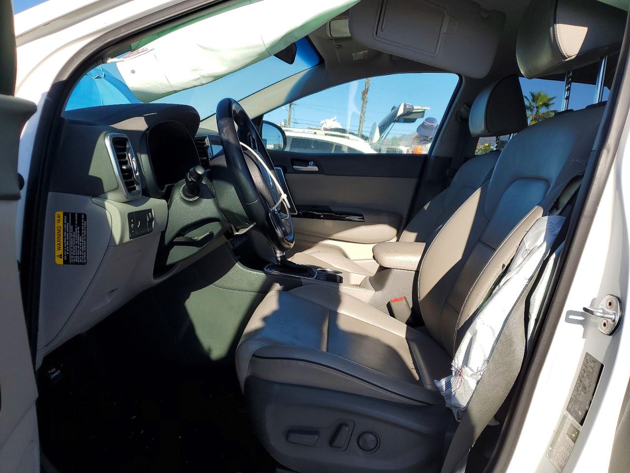 2018 Kia Sportage VIN KNDPNCAC1J7428663 photo 7
